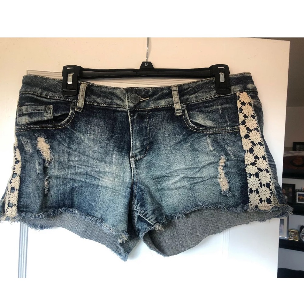 Mossimo supply co. Lace jean shorts Sz 13